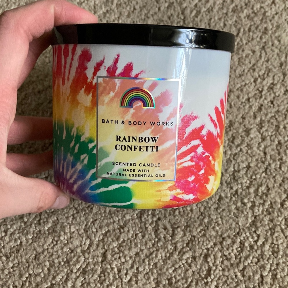 Bath and body works “rainbow confetti” 3 wick candle
